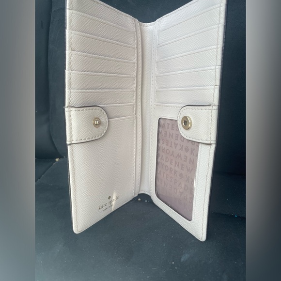 Kate Spade ♠️ Beautiful Netural Color Wallet - Picture 11 of 15